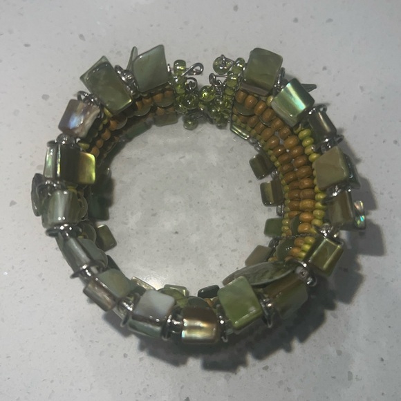 BOHO Beaded Cuff Expandable Bracelet! Multi Color Green & Brown. Silver Tone - Picture 4 of 5